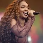 Bora lá, mulheres! Show gratuito de Iza e musical sobre Nara Leão dão ritmo ao fim de semana no Rio