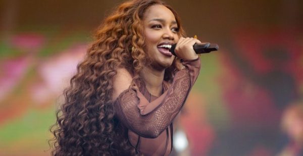 Bora lá, mulheres! Show gratuito de Iza e musical sobre Nara Leão dão ritmo ao fim de semana no Rio