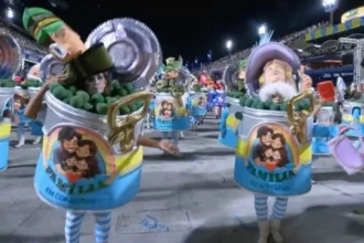 Após desfile polêmico da Acadêmicos de Niterói, vereador do PL propõe Dia da Família Conservadora