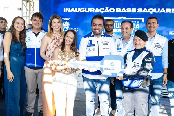 Cláudio Castro (PL) e prefeita de Saquarema, Lucimar Vidal (PL)