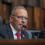 Delaroli convoca colégio de líderes nesta quinta (26) para discutir eleições da presidência da Alerj e para governador