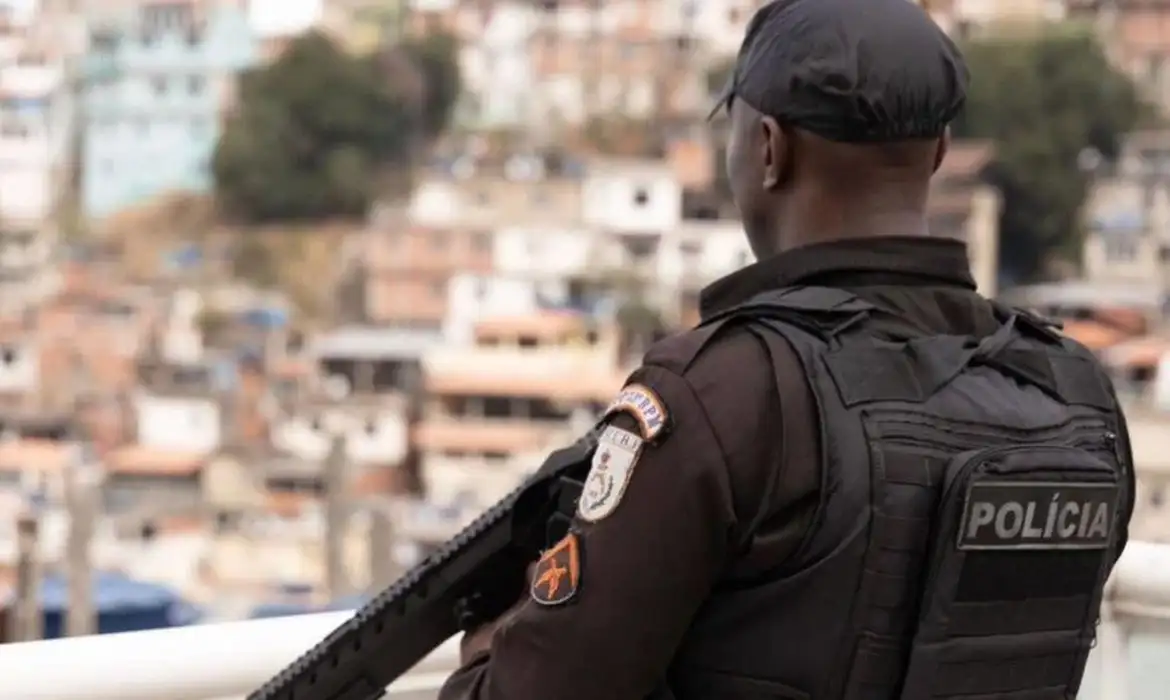 Morro dos Prazeres: 4 policiais do Bope são afastados por suspeita de ‘uso irregular’ de câmeras corporais durante operação