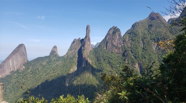 MPRJ pede a suspensão de lei que autoriza prédios de até 20 andares em Teresópolis