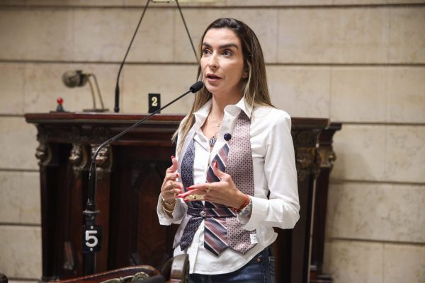 Câmara do Rio enterra projeto de Talita Galhardo que obrigava a internação compulsória de usuários de drogas