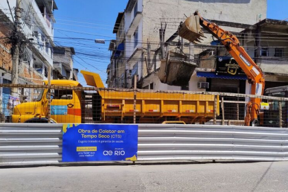 Águas do Rio instala coletor de tempo seco no Complexo da Maré