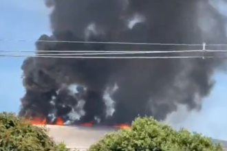 Novo foco de incêndio atinge a cobertura do Velódromo Olímpico