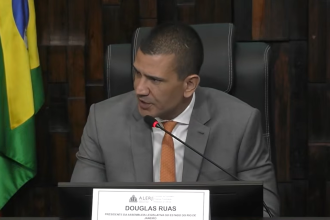 Douglas Ruas; Audiência pública discute impacto financeiro da redistribuição dos royalties