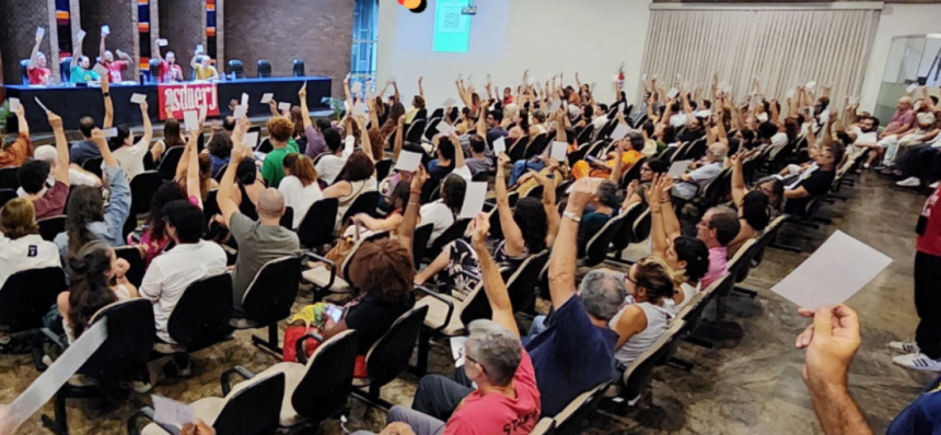 Assembleia da Associação de Docentes da Uerj