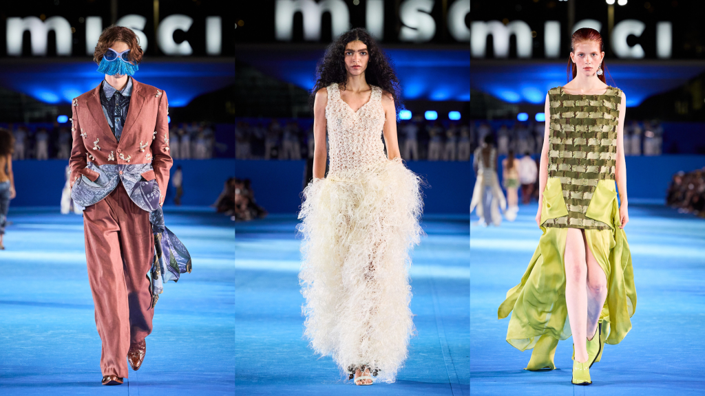 Inundando de luz azul o Sambódromo da Sapucaí, Airon Martin foi o primeiro estilista a desfilar uma coleção na Marquês de Sapucaí.