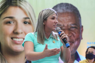 Marina Rocha, prefeita de Guapimirim