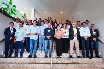 Prefeitos do estado do Rio dão as mãos em Cabo Frio na defesa dos royalties do petróleo