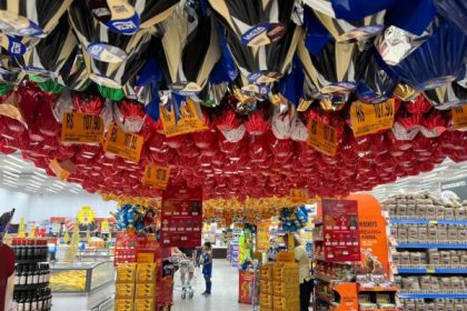 Ovos de Páscoa em supermercado