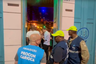 Procon carioca multa bar Partisan, na Lapa
