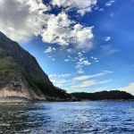O fim do despejo de bilhões de litros de esgoto in natura é o passo decisivo para que a Baía de Guanabara volte a ser o espelho da saúde ambiental do Rio