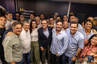 Sob a chancela de Luciano Vieira, PSDB firma aliança com Eduardo Paes na disputa pelo governo do estado