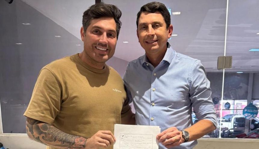 O deputado federal Juninho do Pneu e o presidente estadual do PSDB, Luciano Vieira