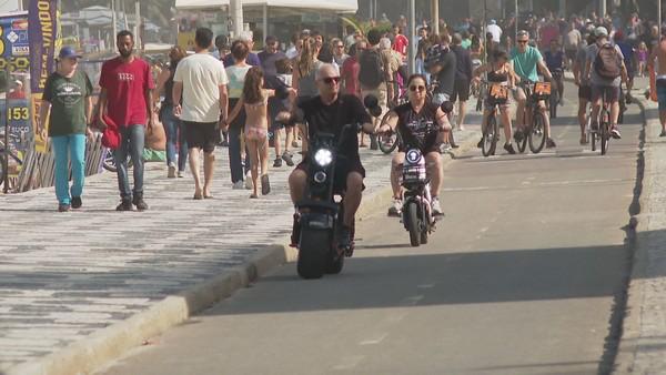 Regras para a circulação de bicicletas elétricas, patinetes e ciclomotores são publicadas no Diário Oficial