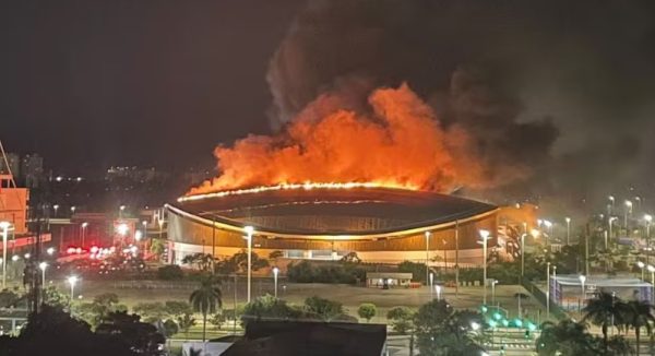 Incêndio no velódromo