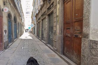 A histórica Travessa do Comércio, no Centro do Rio