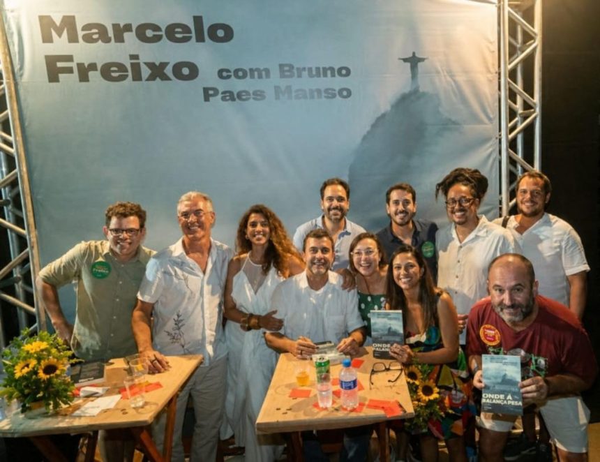 Marcelo Freixo em lançamento de livro autobiográfico