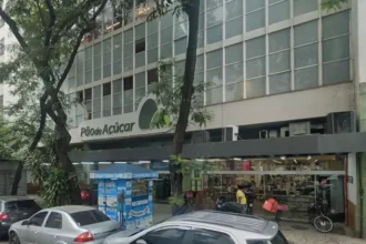 prédio do antigo pão de açucar em botafogo, na rua barão de itambi