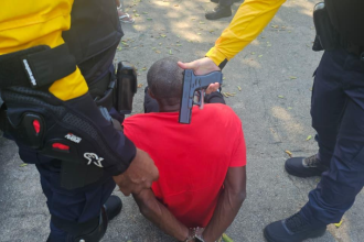 homem detido pela Força Municipal no Centro