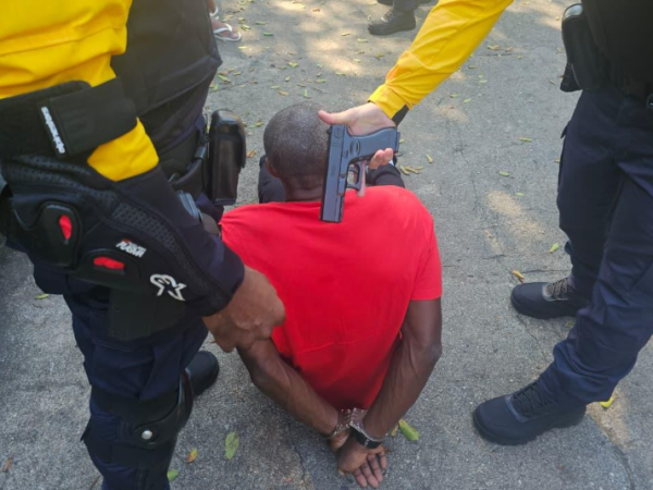 homem detido pela Força Municipal no Centro