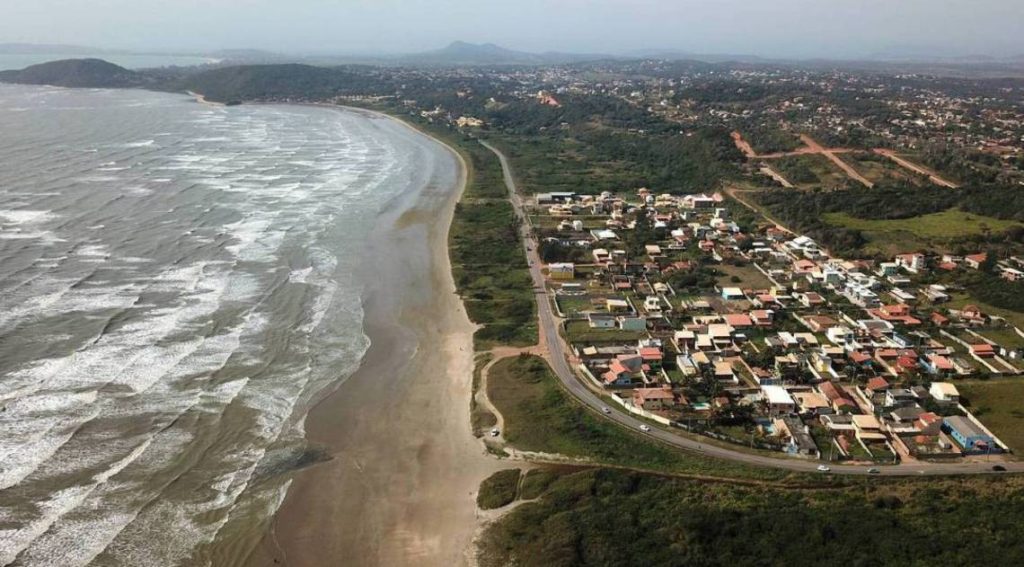 Búzios esquenta disputa com Cabo Frio para retomar Maria Joaquina