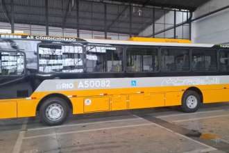 modelo de ônibus comprado pela Prefeitura do Rio