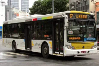Linha de ônibus municipal na Zona Sul do Rio