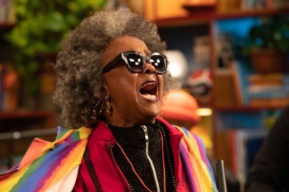 Sandrá Sá vai liderar uma noitada cheia de cultura brasileira no Centro. Exposição MAM