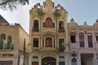 Casarão histórico n Av. Mem de Sá, na Lapa