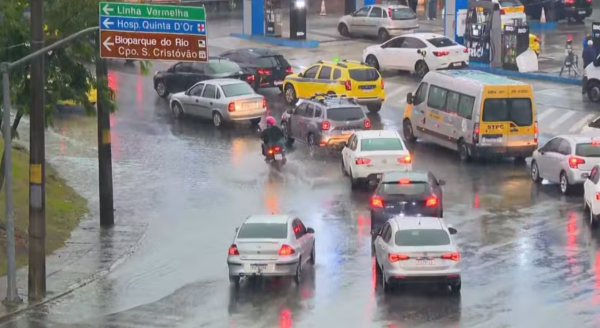 congestionamento em São Cristóvão após alto índice de chuva