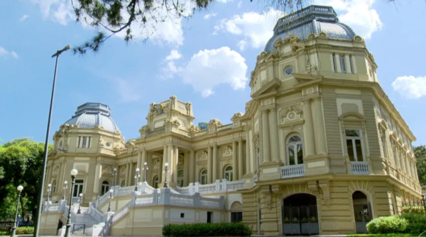 Rodada diária de decretos da Casa Civil estadual tem cortes na secretaria de Planejamento e novos nomes no Governo; 328 já foram exonerados na semana