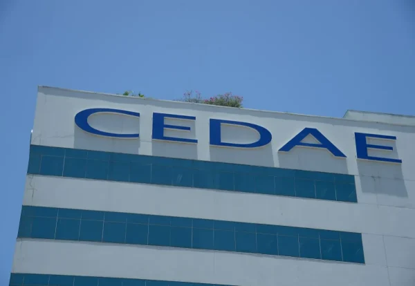 Novo presidente da Cedae anuncia redução de 25% no orçamento para contratos de obras; corte representa R$ 500 milhões