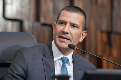 Presidente da Alerj, Douglas Ruas