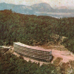 Ruínas do Hotel Panorama, no Morro da Viração, em São Francisco, Niterói