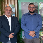 José Lucas Barcelos, secretário de Saúde de Conceição de Macabu, e o pai Barcelos Resina, vice-prefeito do município. MPRJ emitiu recomendação após denúncia acusar prefeitura de nepotismo