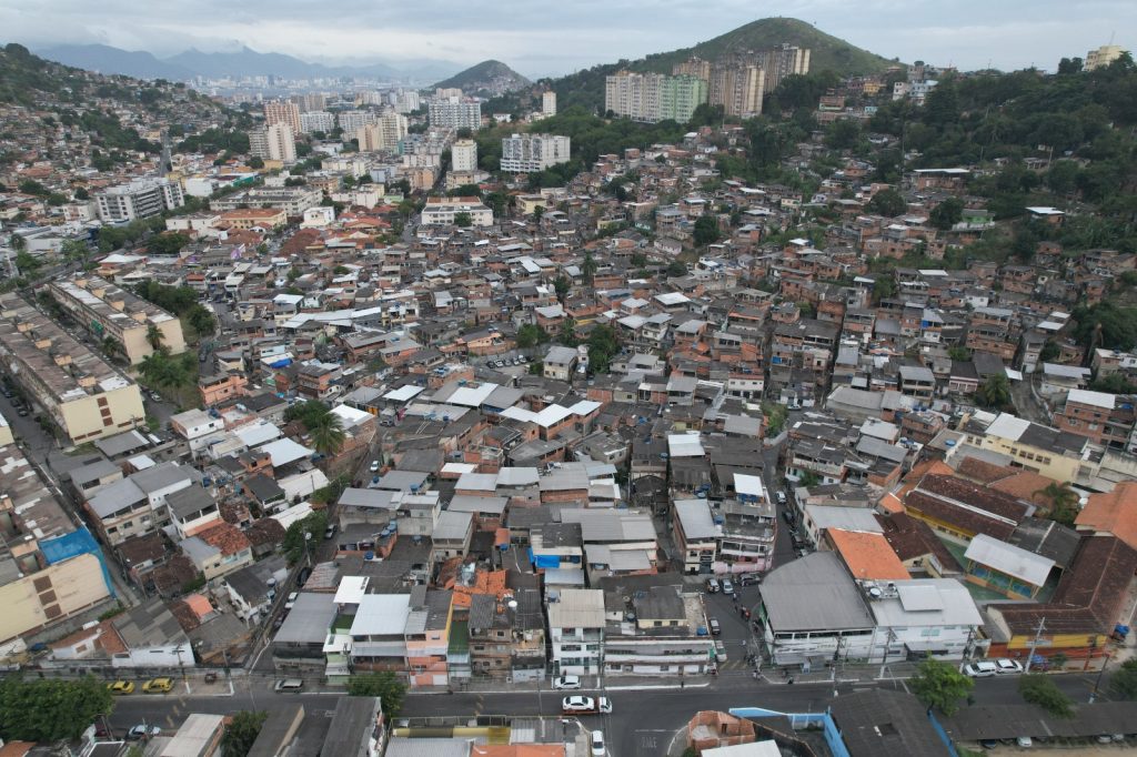 Niterói pretende transformar 83 favelas em bairros oficiais; projeto tem investimento estimado em 146 milhões de dólares