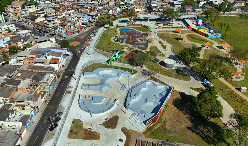 Vista aérea do Parque Realengo Susana Naspolini, na Zona Oeste; prefeitura assinou contrato de R$ 83,3 milhões para expansão do espaço, cuja obra deve durar cerca de dois anos. — Foto: Divulgação/Prefeitura do Rio