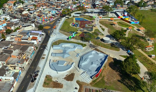 Vista aérea do Parque Realengo Susana Naspolini, na Zona Oeste; prefeitura assinou contrato de R$ 83,3 milhões para expansão do espaço, cuja obra deve durar cerca de dois anos. — Foto: Divulgação/Prefeitura do Rio