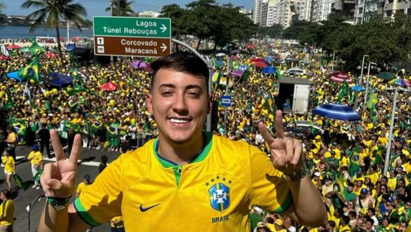 Influencer assessor de vereador do PL de Niterói é preso por forjar furto no Centro do Rio