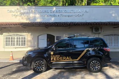 Polícia Federal na Secretaria de Estado de Agricultura, Pecuária e Abastecimento (Seapa) para investigar suspeitas de fraude em contratos
