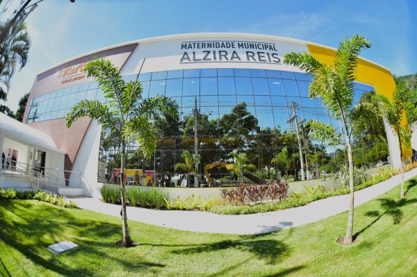 Prefeito de Niterói comemora um ano da reinauguração da Maternidade Alzira Reis; capacidade de atendimento aumentou em 50% 53 Prefeito de Niterói comemora um ano da reinauguração da Maternidade Alzira Reis; capacidade de atendimento aumentou em 50%
