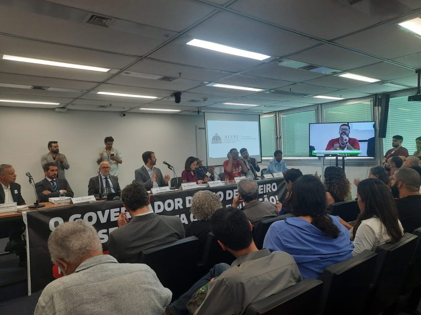 Reunião da Comissão de Servidores da Alerj debate recomposição salarial e piso nacional do magistério