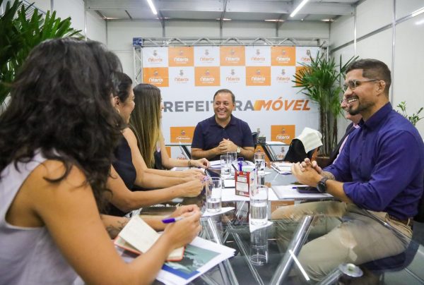 A antecipação beneficia servidores ativos, aposentados e pensionistas do município