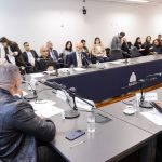 deputados da Alerj em reunião da Comissão Especial de Contenção de Gastos Públicos