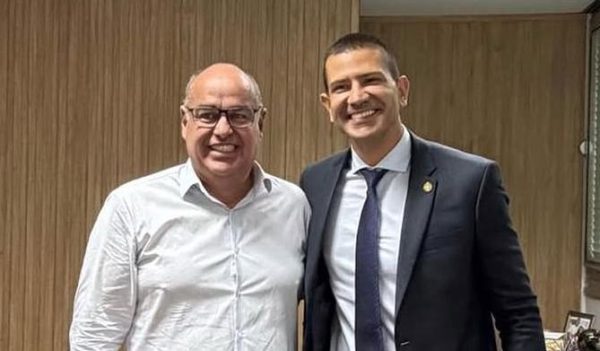 Wellington José com o presidente da Alerj, Douglas Ruas