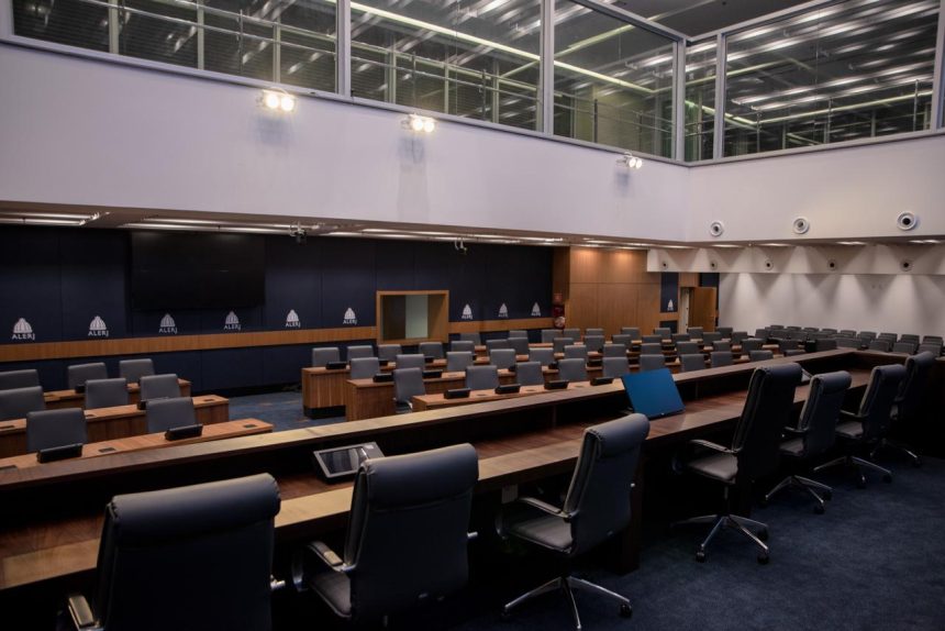 Plenário da Alerj, onde ocorre reuniões de CPI