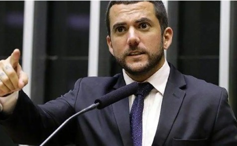 O deputado Carlos Jordy